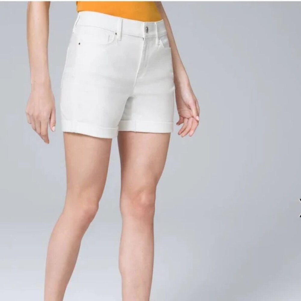 WHBM White Jean Shorts in 00